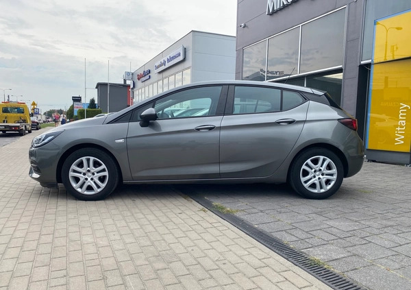 Opel Astra cena 65900 przebieg: 48600, rok produkcji 2019 z Pyrzyce małe 191